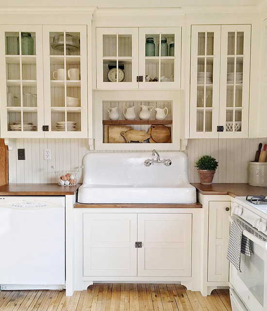 Find out where to find a beautiful vintage style farmhouse sink.